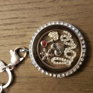 Origami Owl necklace